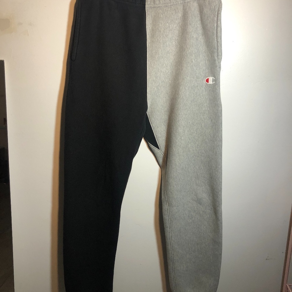 Champion Gray Black Red Sweat Pants Comfy Small